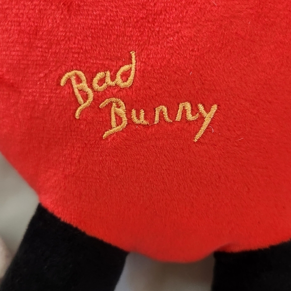 Bad Bunny Un Verano Sin Ti Heart Toy Plush. - Picture 6 of 7